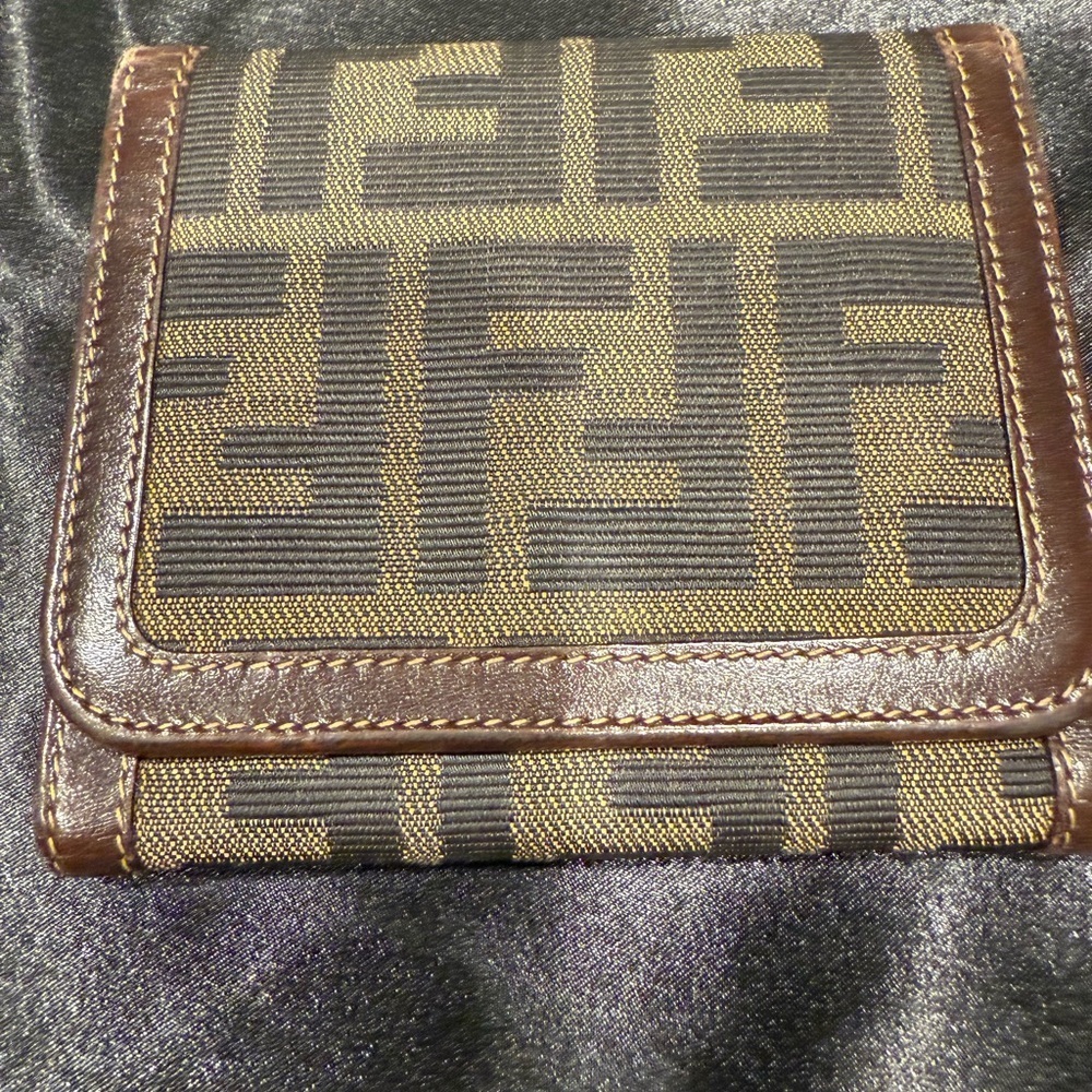 Fendi Zucca FF Canvas Compact Trifold Wallet - Picture 3 of 16